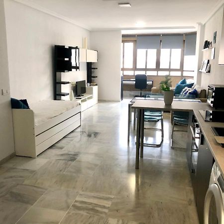 דירות קדיז Gatu Loft Trip 1ª Linea De Playa, Wifi, Aire Acc מראה חיצוני תמונה